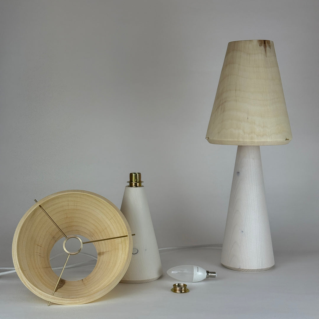 Tischlampe TLP-P klein, Unikat aus Holz