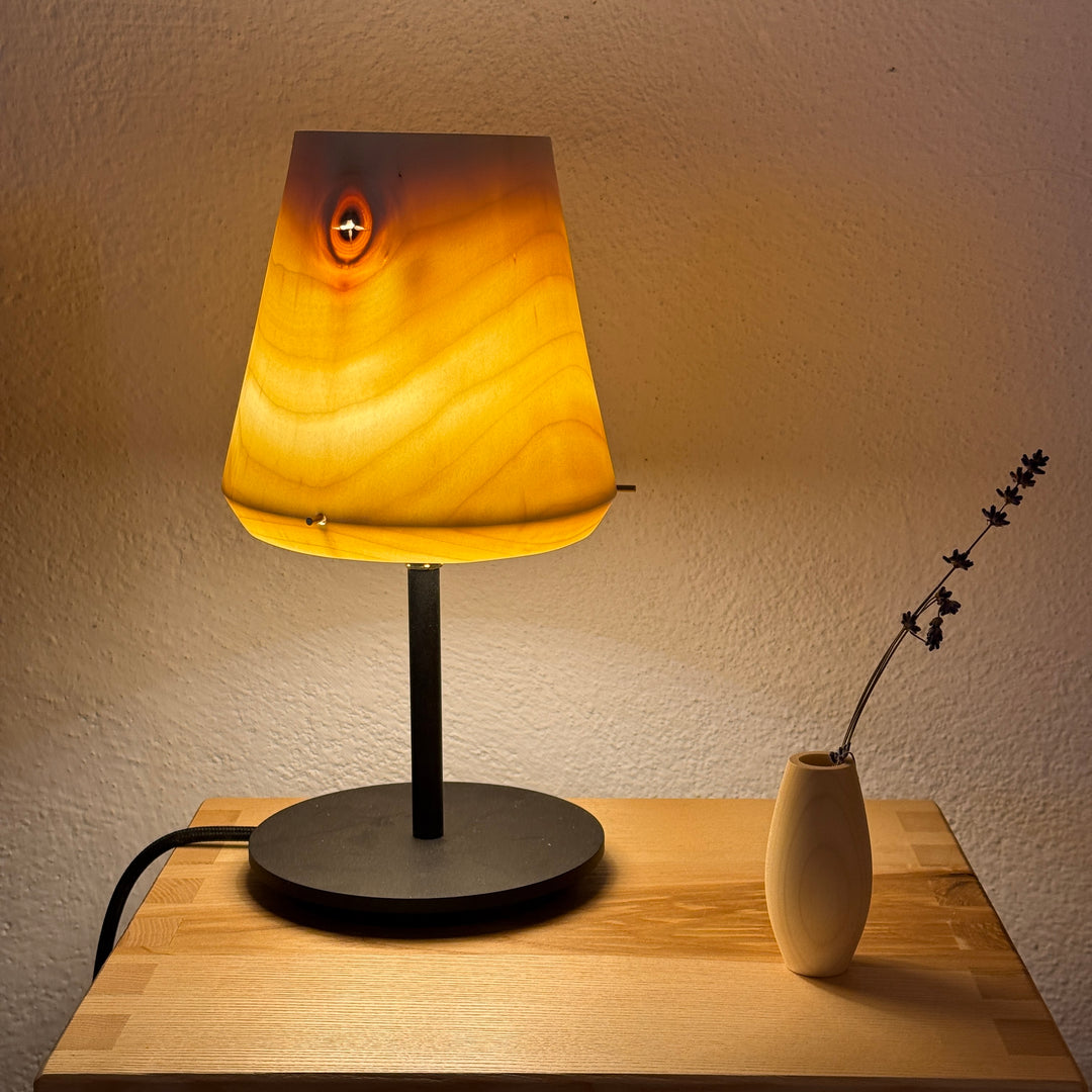 Design-Tischlampe aus Holz, TLP Mini Unikat #11