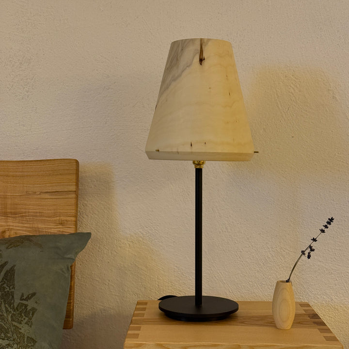 TLP Unikat #4, Tischlampe aus Holz