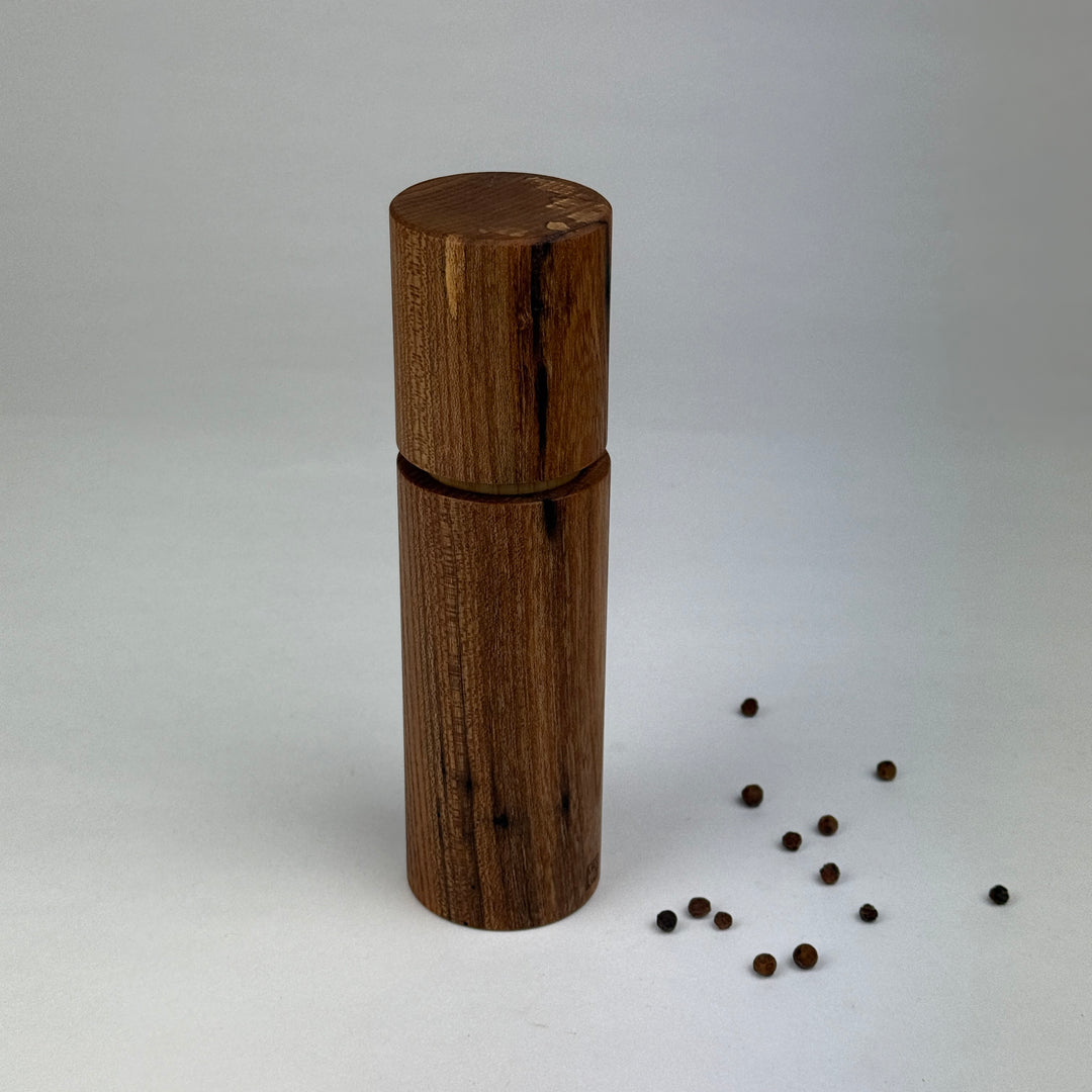 Gewürzmühlen aus Ulmenholz